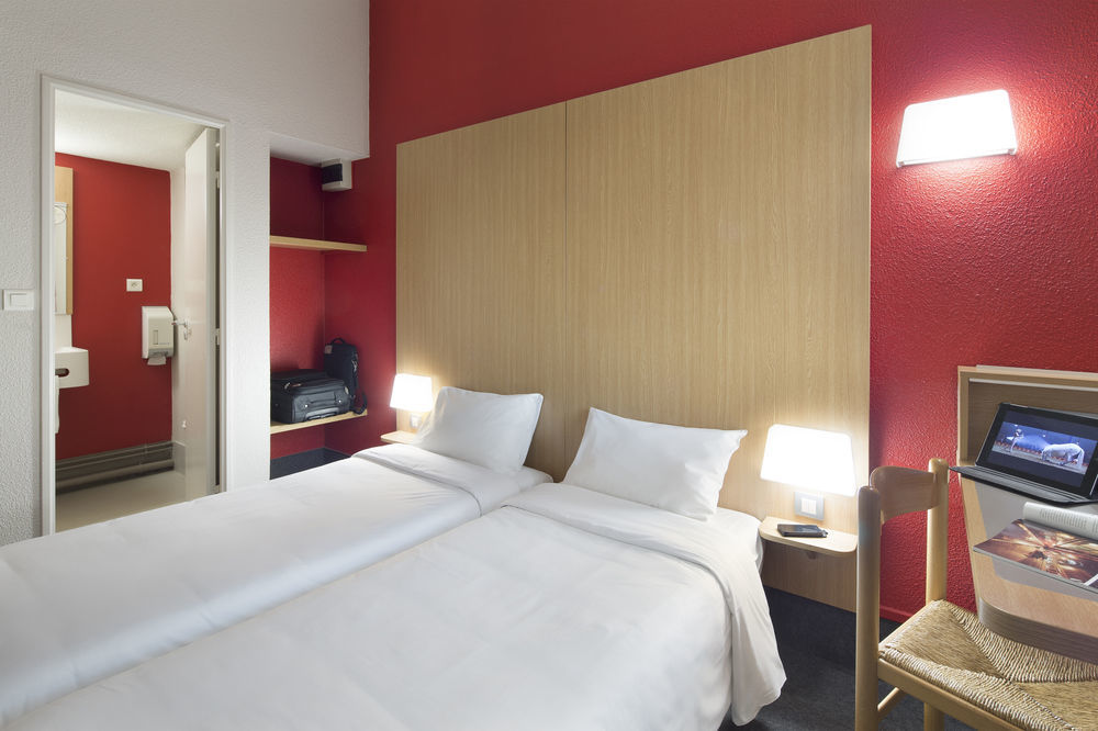 Saint-Martin-des-Champs  B&B Hotel Morlaix מראה חיצוני תמונה