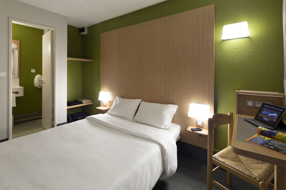 Saint-Martin-des-Champs  B&B Hotel Morlaix מראה חיצוני תמונה