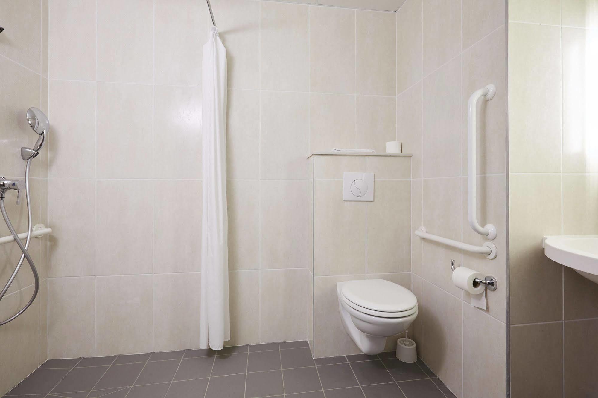 Saint-Martin-des-Champs  B&B Hotel Morlaix מראה חיצוני תמונה